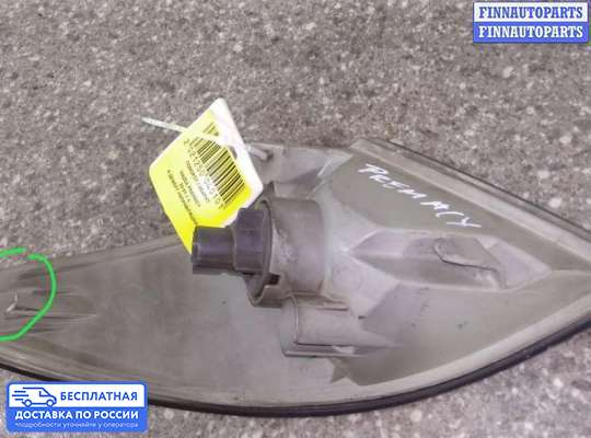Поворотник передний на Mazda Premacy