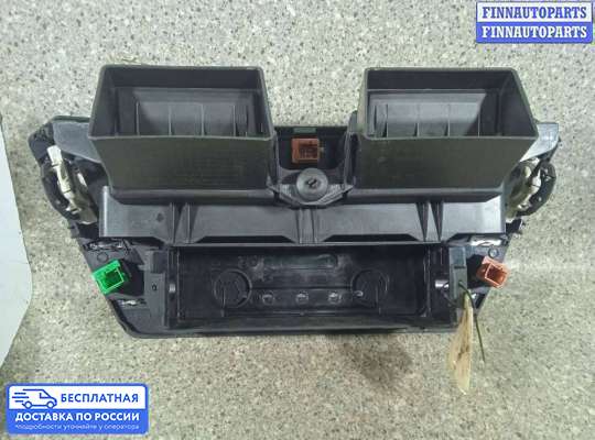 Консоль салона на Citroen C4 Picasso