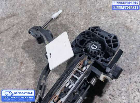Ручка двери наружная на Audi A6 (C6)