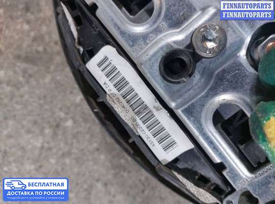 Подушка безопасности водителя (AirBag) на Toyota Auris I (E150)