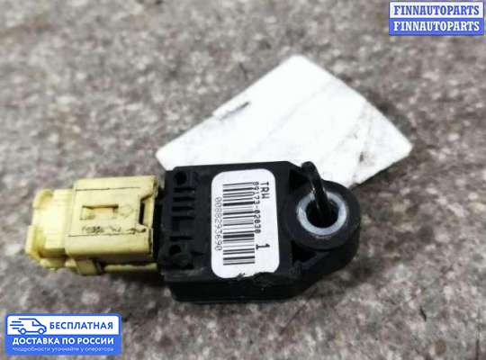 Датчик удара (Airbag) на Toyota Corolla Verso III (AR10)