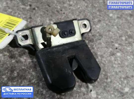 Замок багажника на Audi A6 (C4)