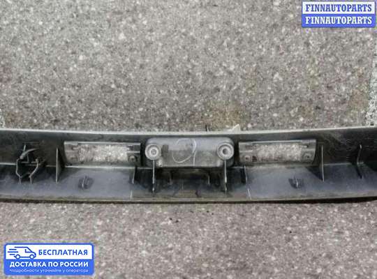 Планка подсветки номера на Chrysler Voyager IV (RG)