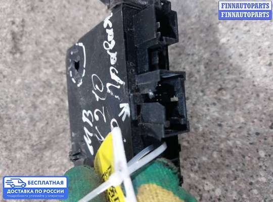 ЭБУ салона (Блок комфорта) на Mercedes-Benz C (W202)