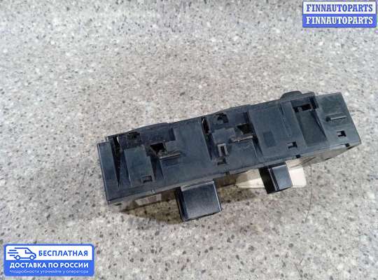 Блок управления стеклоподъёмниками на Chrysler 300C I (LX)