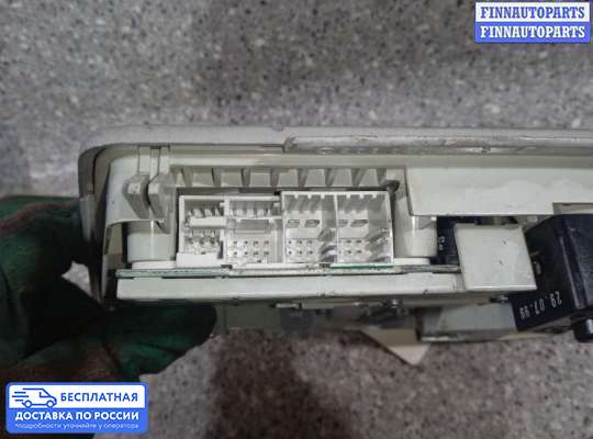 Фонарь салона (плафон) на Mercedes-Benz E (W210)