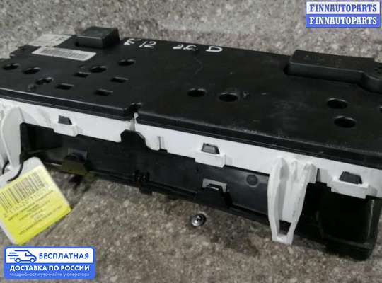 Щиток приборов на Toyota Allex | Corolla Runx (NZE12)