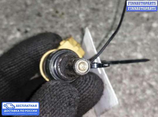 Форсунка топливная на Kia Rio I (DC)