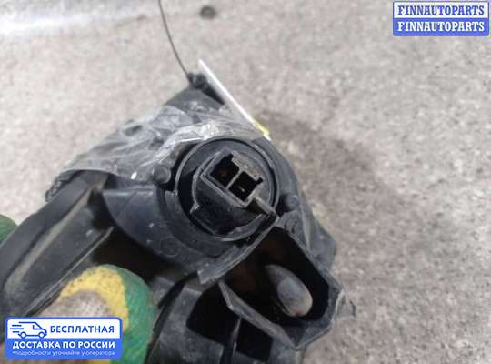 Поворотник передний на Nissan Almera I N15