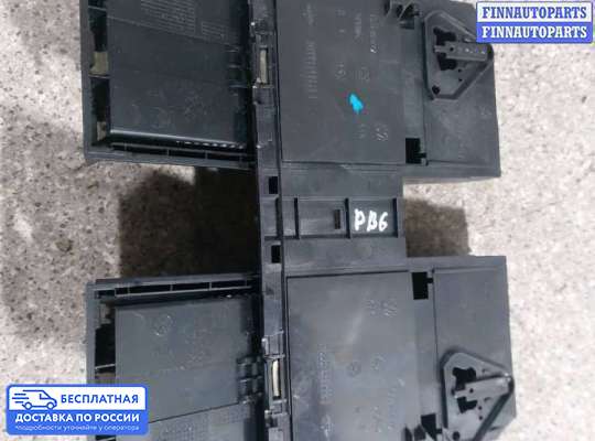 Бардачок (вещевой ящик) на Volkswagen Passat B6 (3C)