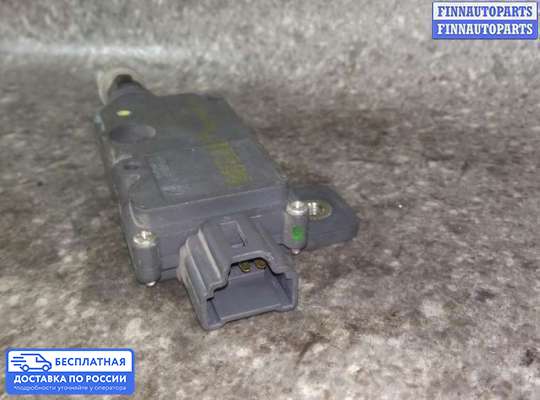 Замок багажника на Nissan Almera II N16