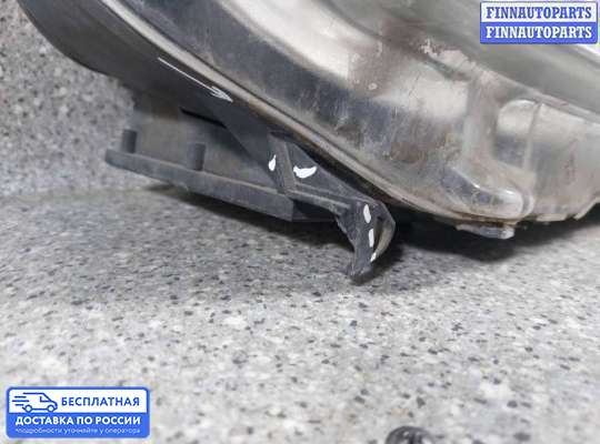 Фара передняя на Peugeot 607