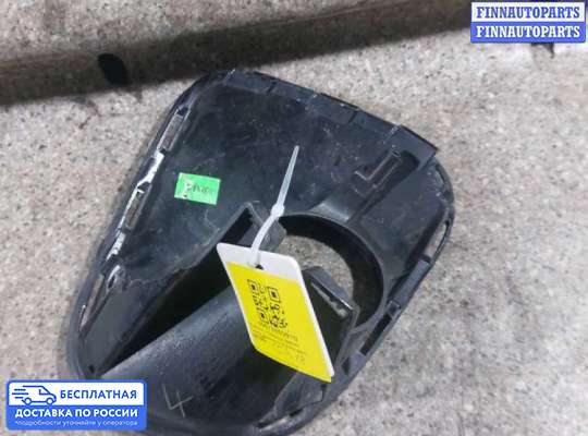 Решетка (заглушка) бампера на Toyota Avensis III (T270)