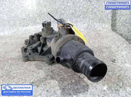 Корпус термостата на Renault Laguna II