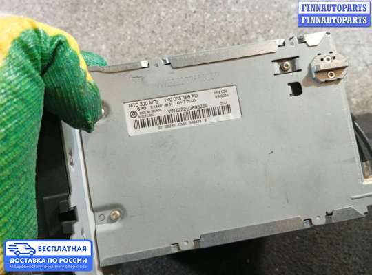 Магнитола на Volkswagen Golf V (1K)