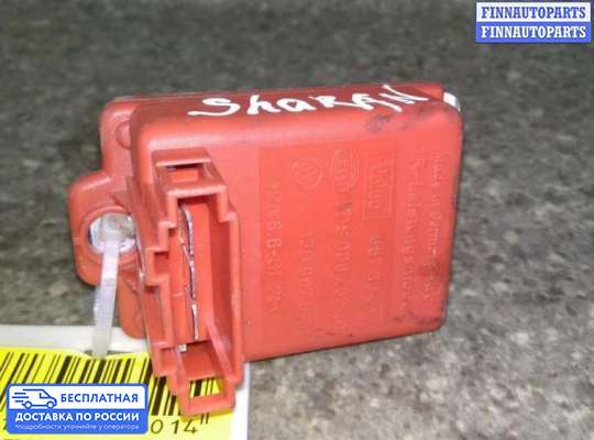 Резистор (сопротивление) отопителя на Volkswagen Golf IV (1J)