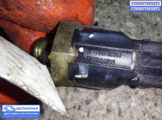 Датчик детонации на Renault Scenic I