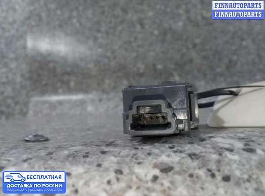 Кнопка аварийной остановки на Toyota Verso AR20