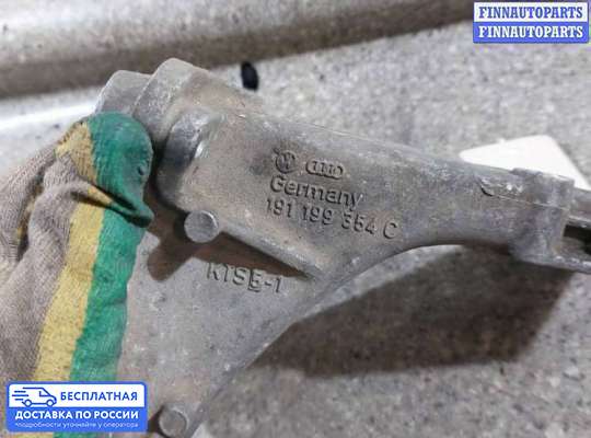 Кронштейн ДВС (лапа) на Volkswagen Jetta II (19E)