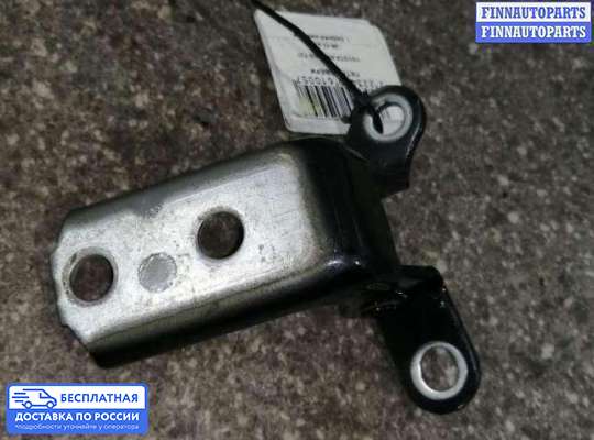 Петля двери на Toyota Avensis III (T270)