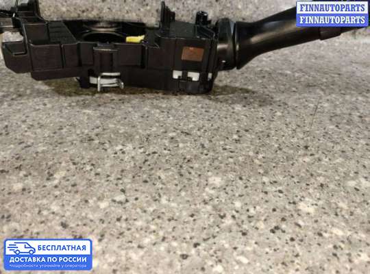 Подрулевой переключатель на Toyota Avensis III (T270)