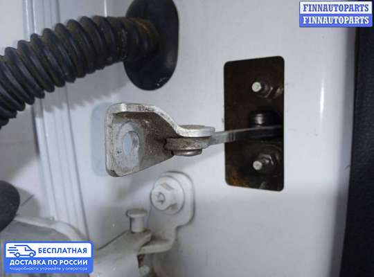 Ограничитель двери на Renault Logan II