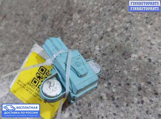 Датчик удара (Airbag) на Audi A6 (C6)