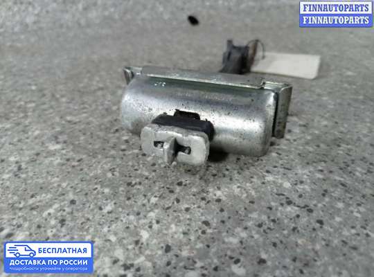 Ограничитель двери на Opel Corsa D