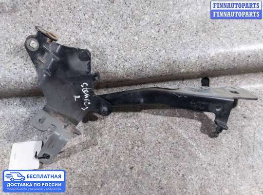Петля капота на Renault Scenic III