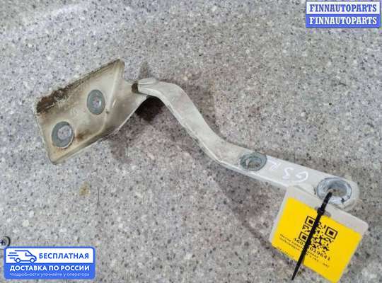 Петля капота на Volkswagen Golf III (1H)