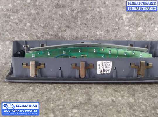 Фонарь (стоп-сигнал) центральный на Opel Astra H / Classic
