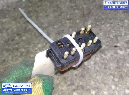 Кнопка аварийной остановки на Mercedes-Benz E (W124)