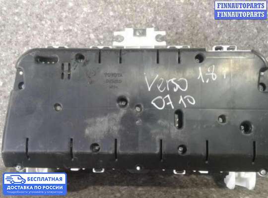 Щиток приборов на Toyota Corolla Verso III (AR10)