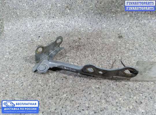 Петля капота на Hyundai Trajet
