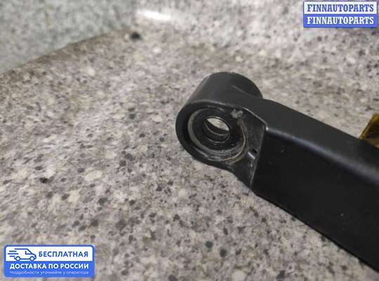 Поводок дворника на Volkswagen Passat B6 (3C)