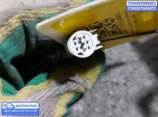 Зеркало боковое на Toyota Auris I (E150)