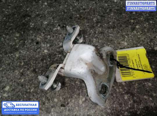 Петля двери на Hyundai Atos/Atos Prime