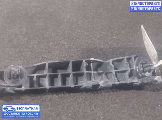 Кронштейн бампера на Toyota Vitz P9