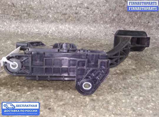 Педальный узел (педаль) на Lexus RX II (XU30)