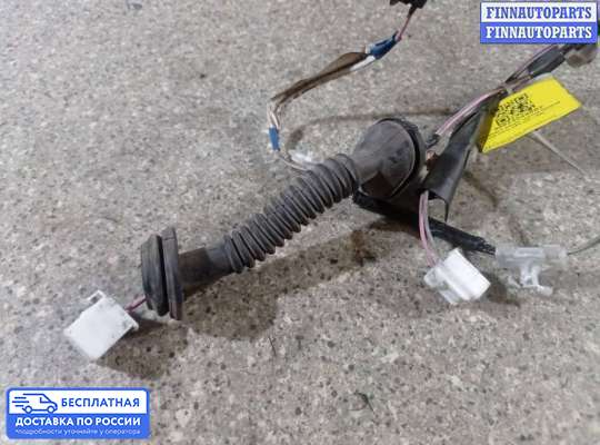 Проводка (коса) салонная на Toyota Yaris P9