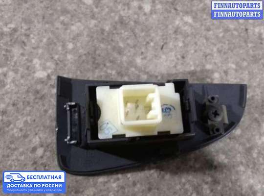Блок управления стеклоподъёмниками на Toyota Avensis II (T250)