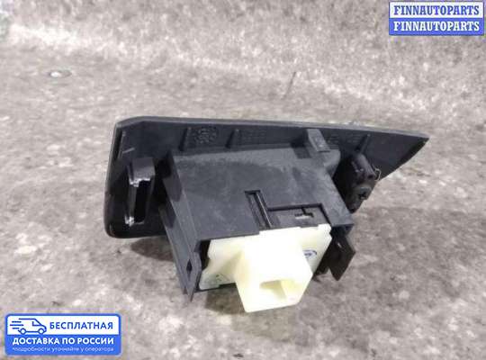 Блок управления стеклоподъёмниками на Toyota Avensis II (T250)