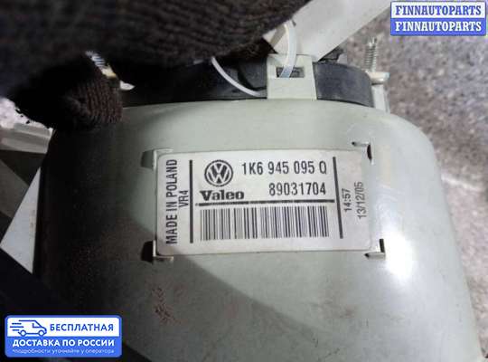 Фонарь задний на Volkswagen Golf V (1K)