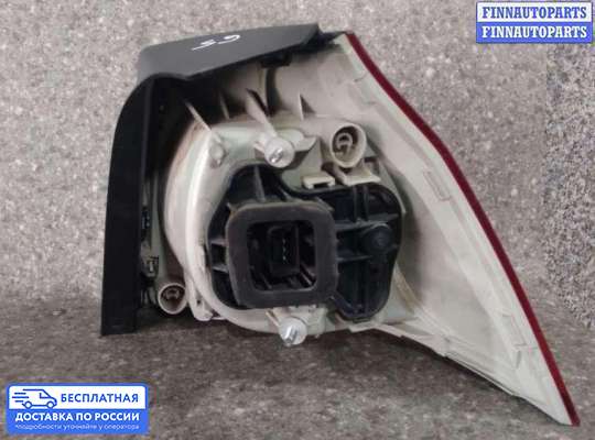 Фонарь задний на Volkswagen Golf V (1K)