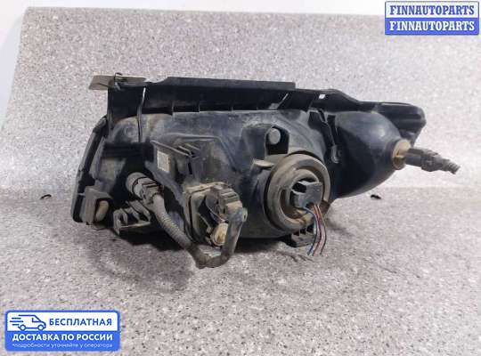 Фара передняя на Hyundai Matrix