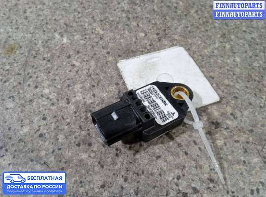 Датчик удара (Airbag) на Mitsubishi Outlander II / XL (CW)