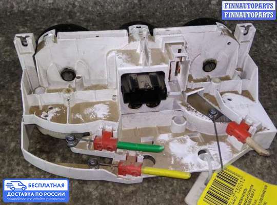 Блок управления печкой на Volkswagen Golf IV (1J)