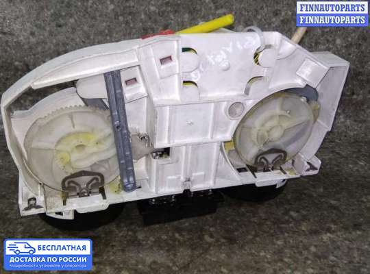 Блок управления печкой на Volkswagen Golf IV (1J)