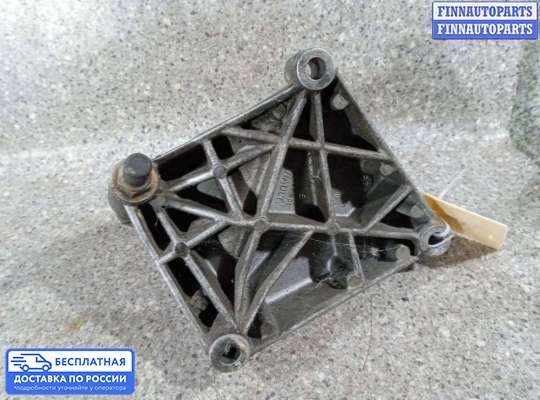 Кронштейн КПП на Renault Scenic I