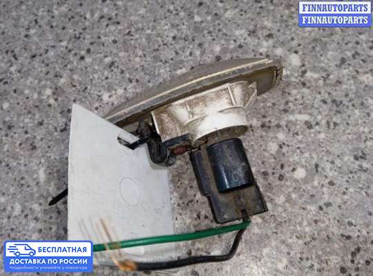 Повторитель поворота в крыло на Hyundai Trajet